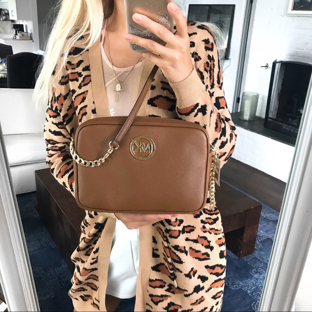 🆕 MICHAEL KORS FULTON CROSSBODY in LUGGAGE! - Picture 10 of 12